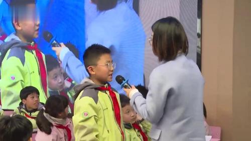 《屹立在世界的东方》部编版道法五年级-新课标示范课评比获奖视频