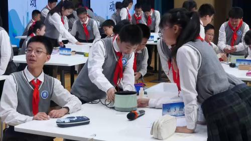 《牛奶“变形”计》2025人教鄂教版小学科学六年级上册优质课展示活动-云南