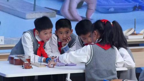《声音是怎样产生的》2025人教鄂教版小学科学四年级上册优质课展示活动-重庆
