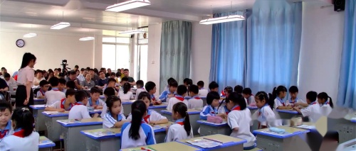 《搭配（二）》人教版三下2025年小学数学校本教研活动展示课视频