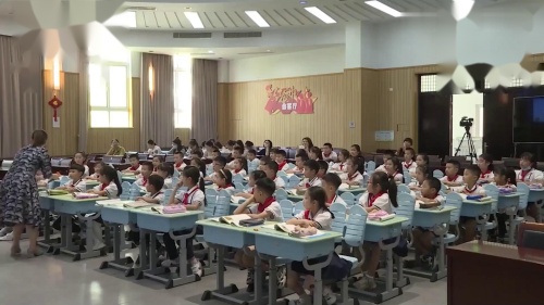 《在牛肚子里旅行》部编版语文三上新课标示范课视频