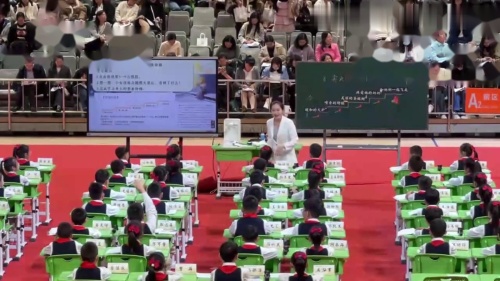 《卖火柴的小女孩》部编版语文三上-小学语文新课标赛课视频-扬州