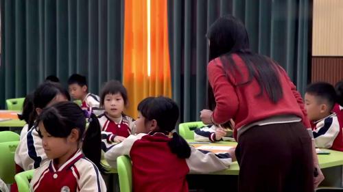 《U5 The colourful world A Let s talk & Let s learn》2025新人教三上英语展示课视频