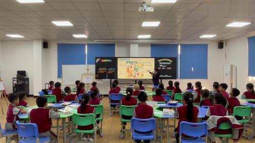 《U5 the colourful world Period 2 draw a colourful city 》人教版三上英语新教材2025研讨课视频-黄茹花