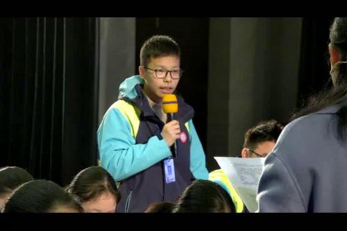 《变形记》高中语文部编版必修下册公开课视频