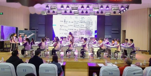 《你好！成长路上的“孙悟空”》2025》2025部编版四上语文聚焦学生核心素养发展的整本书阅读推进课视频-执教老师：