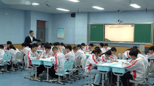 高中语文选修《中华传统文化专题研讨》第三单元“兴观群怨”——《与元九书》 优质课视频