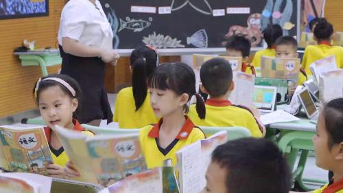 海底世界-部编版语文三年级创新应用教学课例