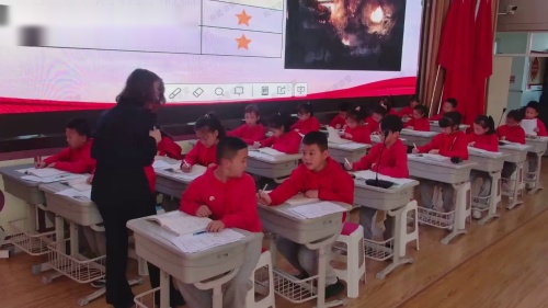 《手术台就是阵地》》部编版三上语文核心素养导向下基于项目式学习的小学语文课堂观摩2025研讨课视频