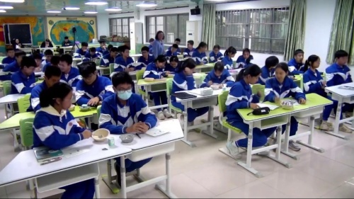 《物态变化-探索厨房中的物态变化问题》人教版八上物理跨学科实践探索课视频