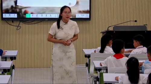 《板龙》小学一年级语文整本书阅读导读课视频