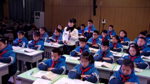 《松鼠》2025部编版五上语文聚焦习作单元整体教学落实教学评一体化展示课视频