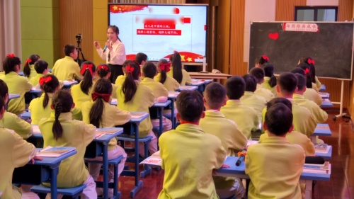 《小英雄雨来-分享交流课》2023年赣州市落实“双减”践行新课标小学语文课堂教学竞赛暨读写教育综合教研课视频