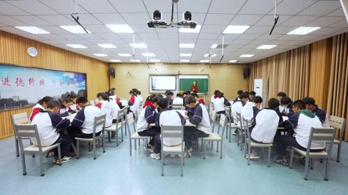 《论语十二章》中的“仁”与“道”-部编版高二语文选择性必修上册优质课视频