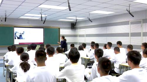 群文阅读之“困境与抗争”-部编版高二语文选择性必修上册优质课视频