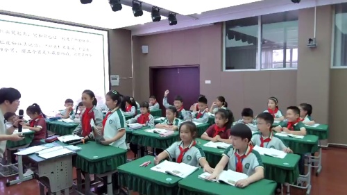 《在牛肚子里旅行》部编版三上语文东湖区“好教师”课堂教学风采展示活动2025研讨课视频