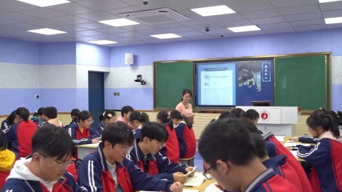 学写科学小论文-部编版高二语文选择性必修下册优质课视频