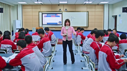 《屈原列传》《苏武传》群文阅读-部编版高二语文选择性必修中册优质课视频