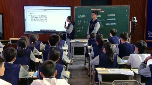 《给青年的十二封信》2025部编版八年级语文展示课视频