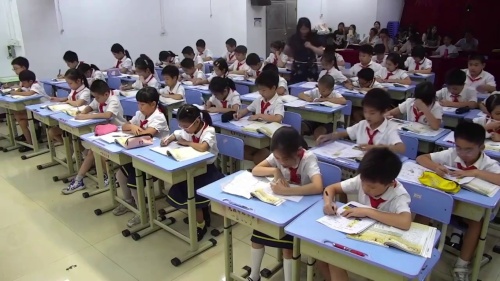 《盘古开天地》部编版四上语文教研引领助成长2025研讨课视频