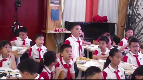 《笔算三位数乘两位数》人教版三上数学展示课视频