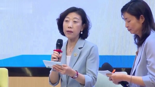 《分数单元如何教学结构化、如何建立数与运算整体结构感悟一致性名师讲座》人教版五下数学2024新教材名师讲座视频