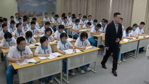 《超重和失重》人教版高一物理必修一2024教学信息化交流展示课视频