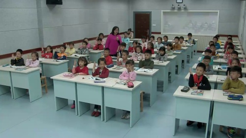 部编版道法二年级上册-陈老师《我爱我们班》教学视频