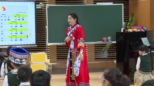 《乃哟乃》人音版二上音乐2025课堂实录视频