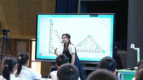 《三角形内角和》人教版四年级下册数学2025课堂实录视频
