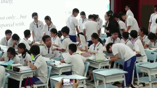 《Unit 3 Same or Different Section A 2a-2e 》新人教八上英语新教材实践培训2025课堂实录视频