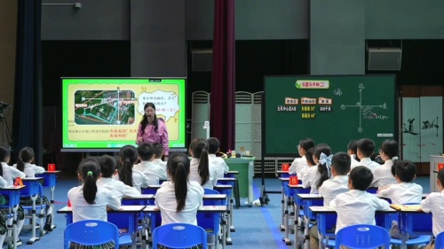 《位置与方向（二）》人教版六年级上册数学2025课堂实录视频