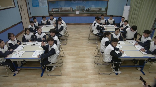 《多普勒效应》人教版高一物理必修一2024新课标新教材课堂实录视频