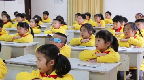 部编版道法一年级上册-孙老师《快乐过新年》优质课教学视频