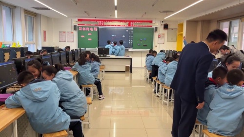 《简单的电路》小学科学展示课视频