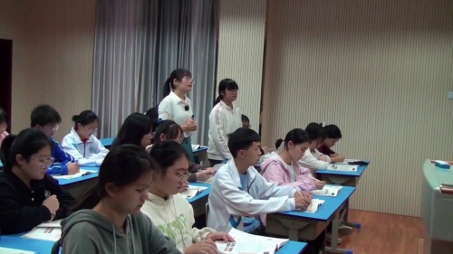 《货币的使用和世界货币体系的形成》部编版高二历史选择性必修一优质课视频