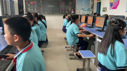 《你画我猜》小学信息技术四年级-解廖莎