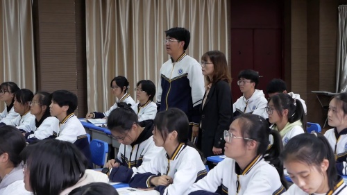 《世界市场与商业贸易》部编版高二历史选择性必修二展示课视频