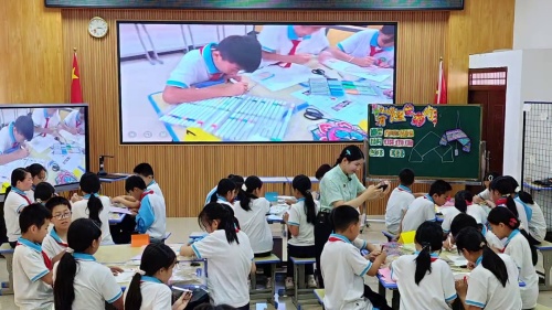 《元宵节里挂彩灯》人教版五上美术2025百色市卓越教学大赛展示课视频