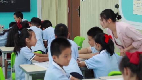 《观察光的反射现象》教科版五年级科学基础教育精品课省级优秀课例视频