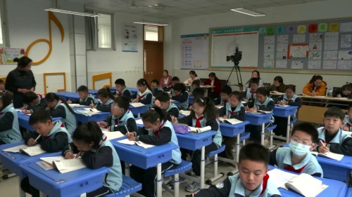 《松鼠》部编版五上语文2025小学语文优质课评选视频