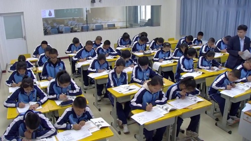 《青铜器与甲骨文》部编版七上历史优质课视频