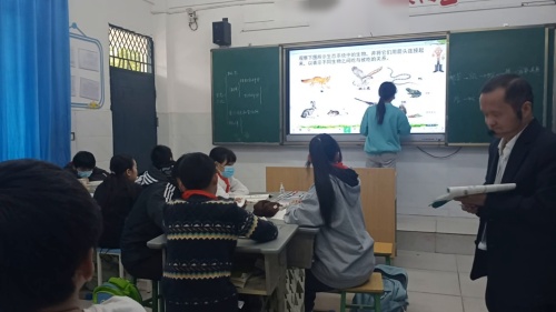 《生物与环境组成生态系统》第一课时课堂实录-人教版生物七上-天府一中-陈勇