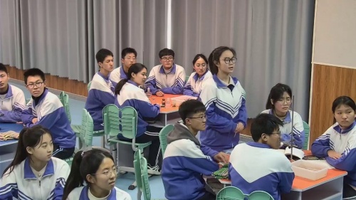 《氧气的实验室制取与性质》人教版九年级化学赛课视频