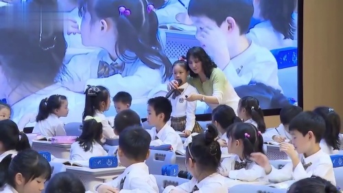 《雪地里的小画家》部编版一上语文2024融合创新展示课视频